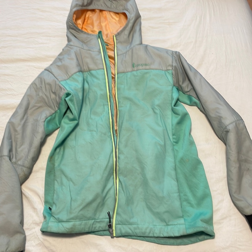 Cotopaxi Pacaya- packable puffy jacket